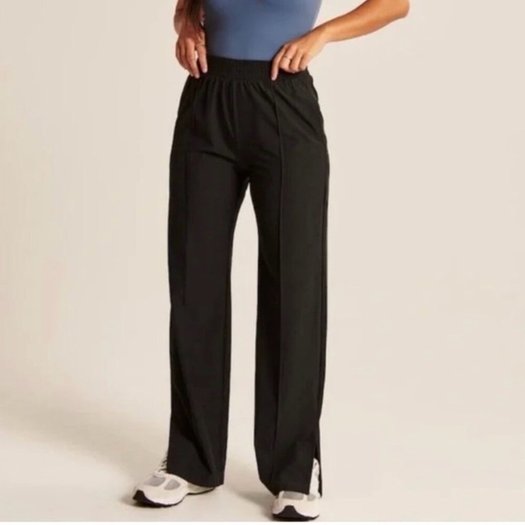 Abercrombie & Fitch Pants - Abercrombie & Fitch Wide Split Ankle Traveler Track Pants Black Large Athleisure